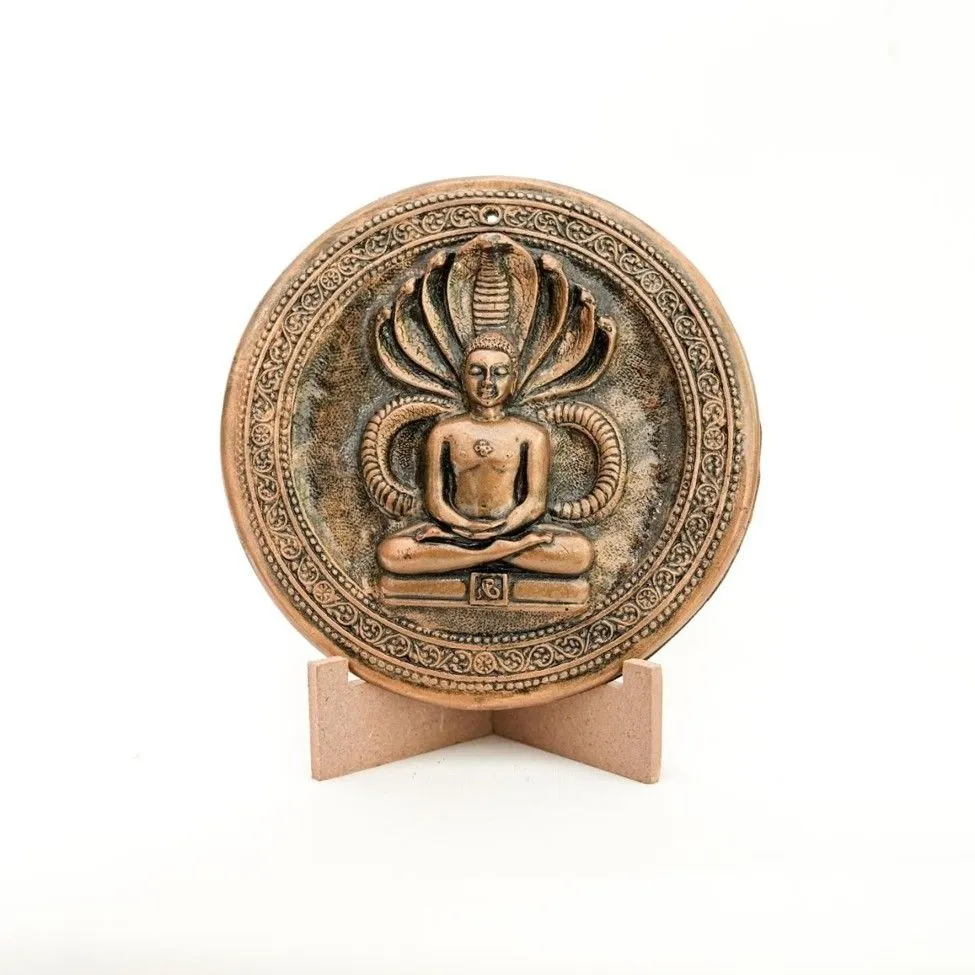 Bhagwan Parshwanath — Serene Tirthankar Divine Gaumaya Art Plaque